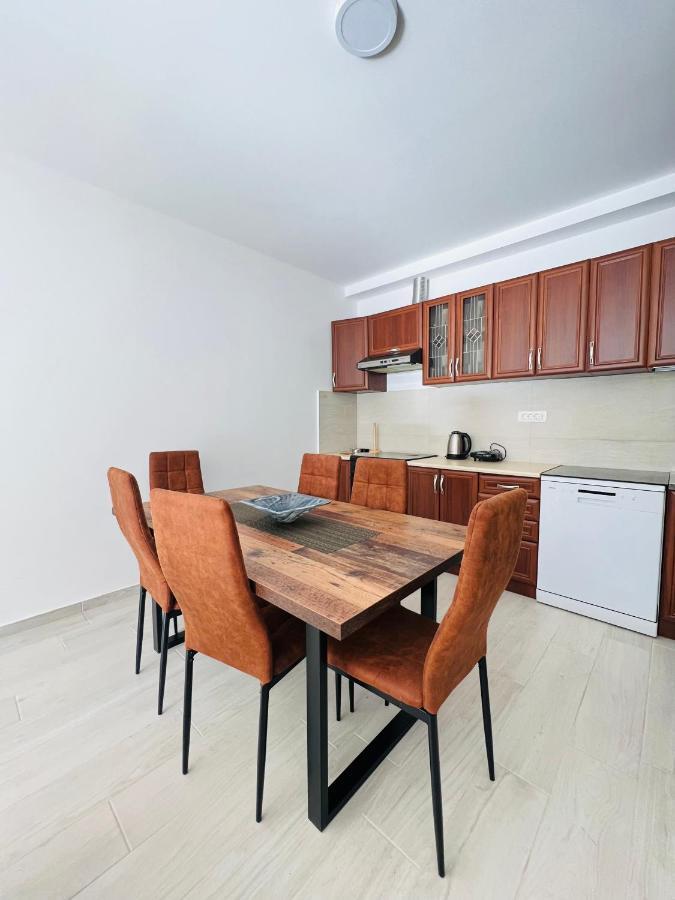 Apartment With Terrace And Private Parking Kotor Ngoại thất bức ảnh