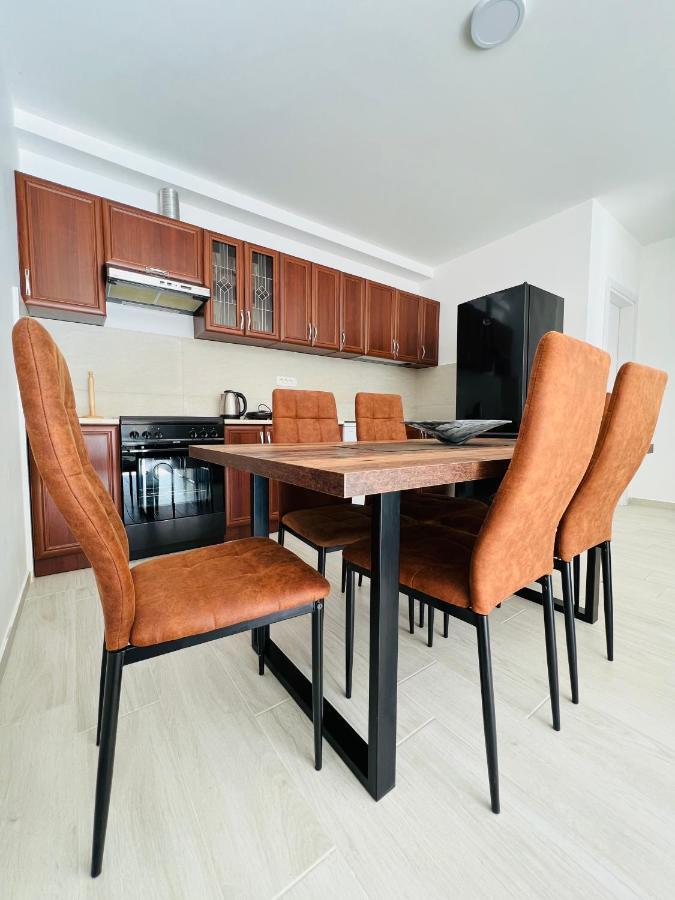 Apartment With Terrace And Private Parking Kotor Ngoại thất bức ảnh