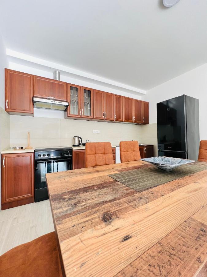 Apartment With Terrace And Private Parking Kotor Ngoại thất bức ảnh