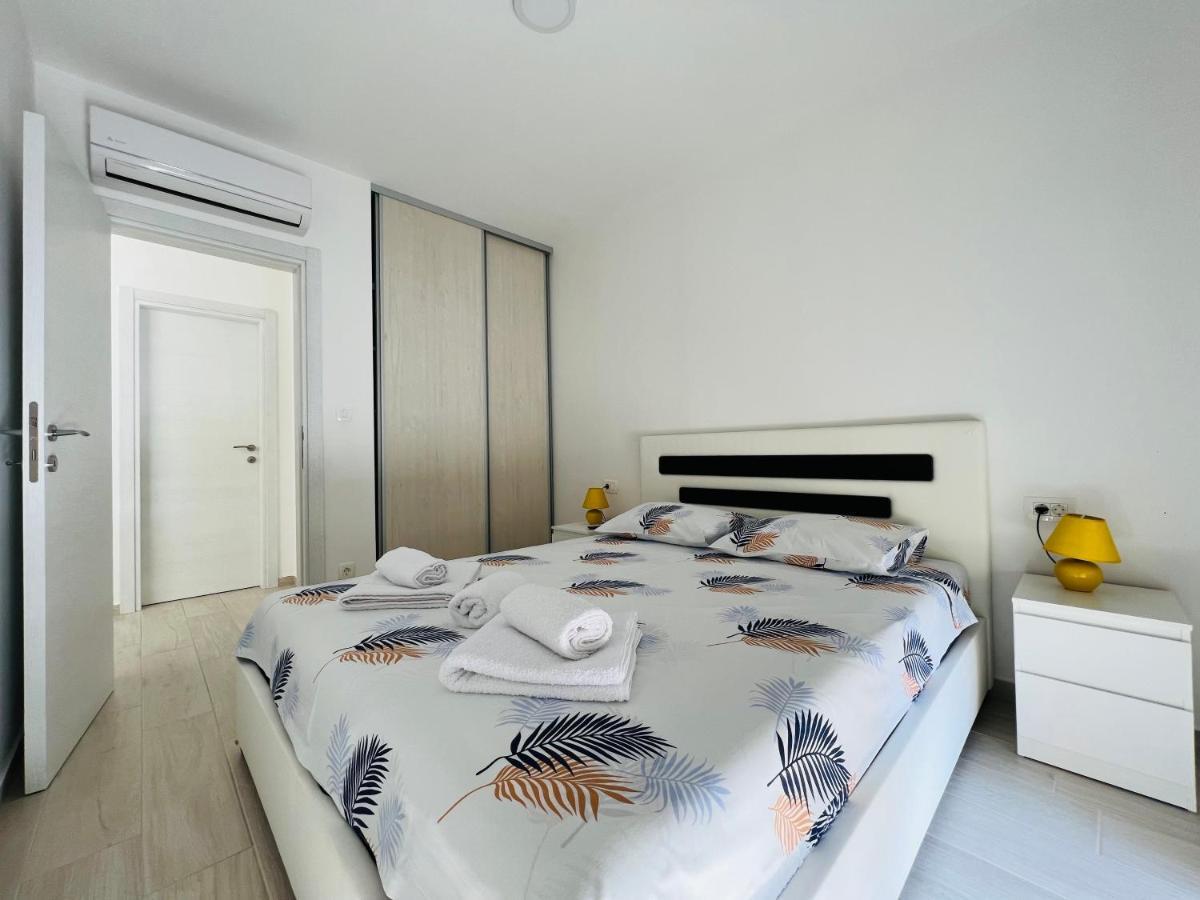 Apartment With Terrace And Private Parking Kotor Ngoại thất bức ảnh
