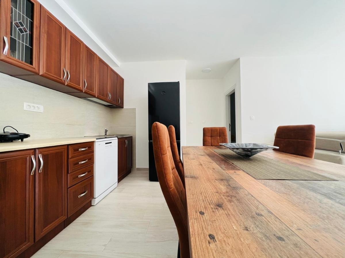 Apartment With Terrace And Private Parking Kotor Ngoại thất bức ảnh